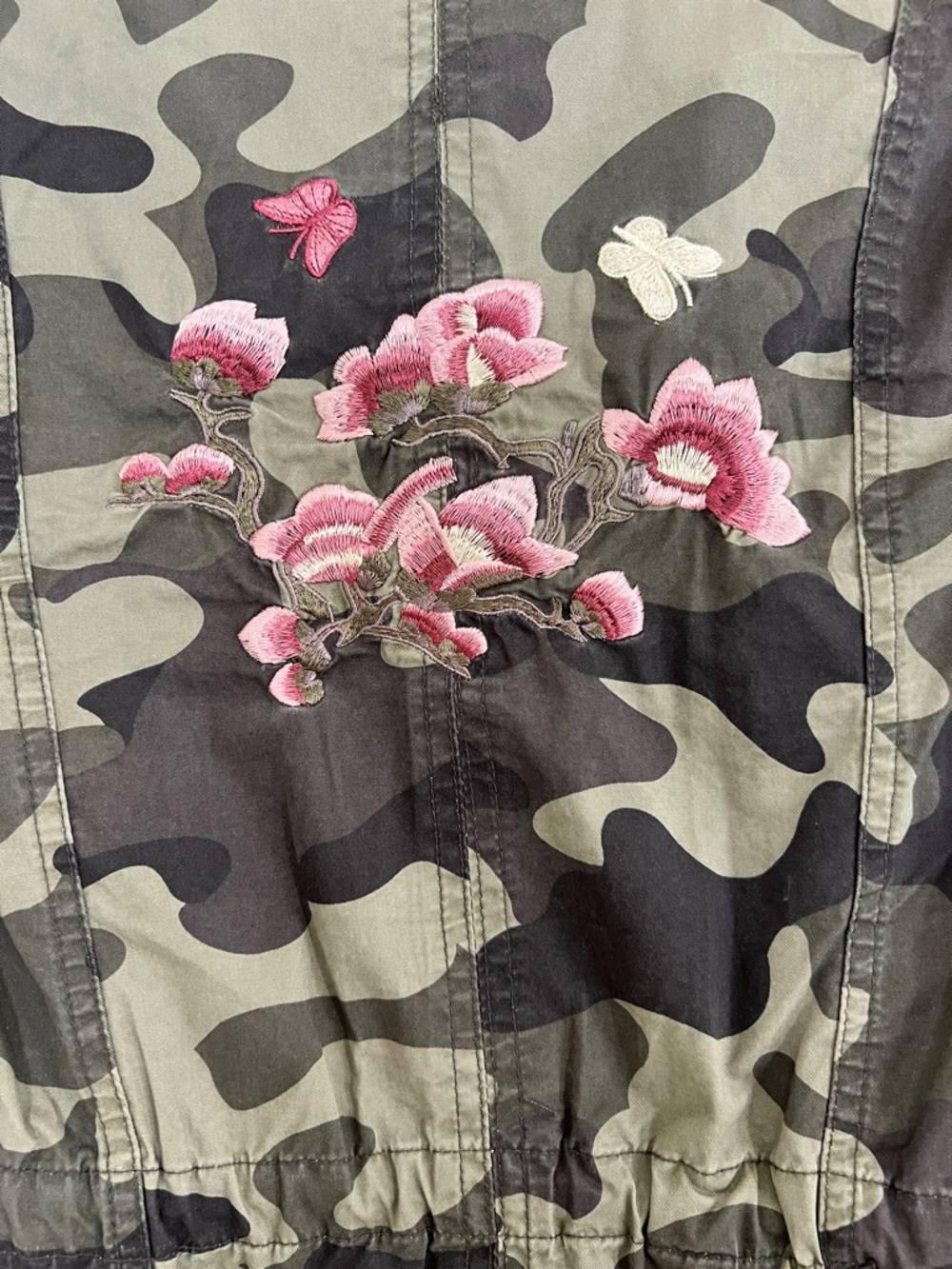 Ashley By 26 International Green Camo Utility Jacket with Pink Floral Accent S - Picture 8 of 12